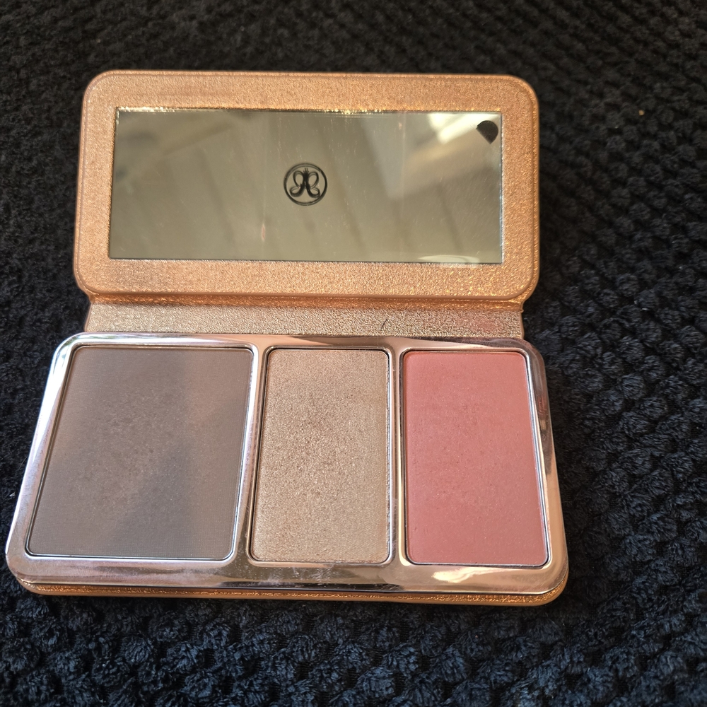 Anastasia Beverly Hills Blush Trio - Gray, Gold, Pink